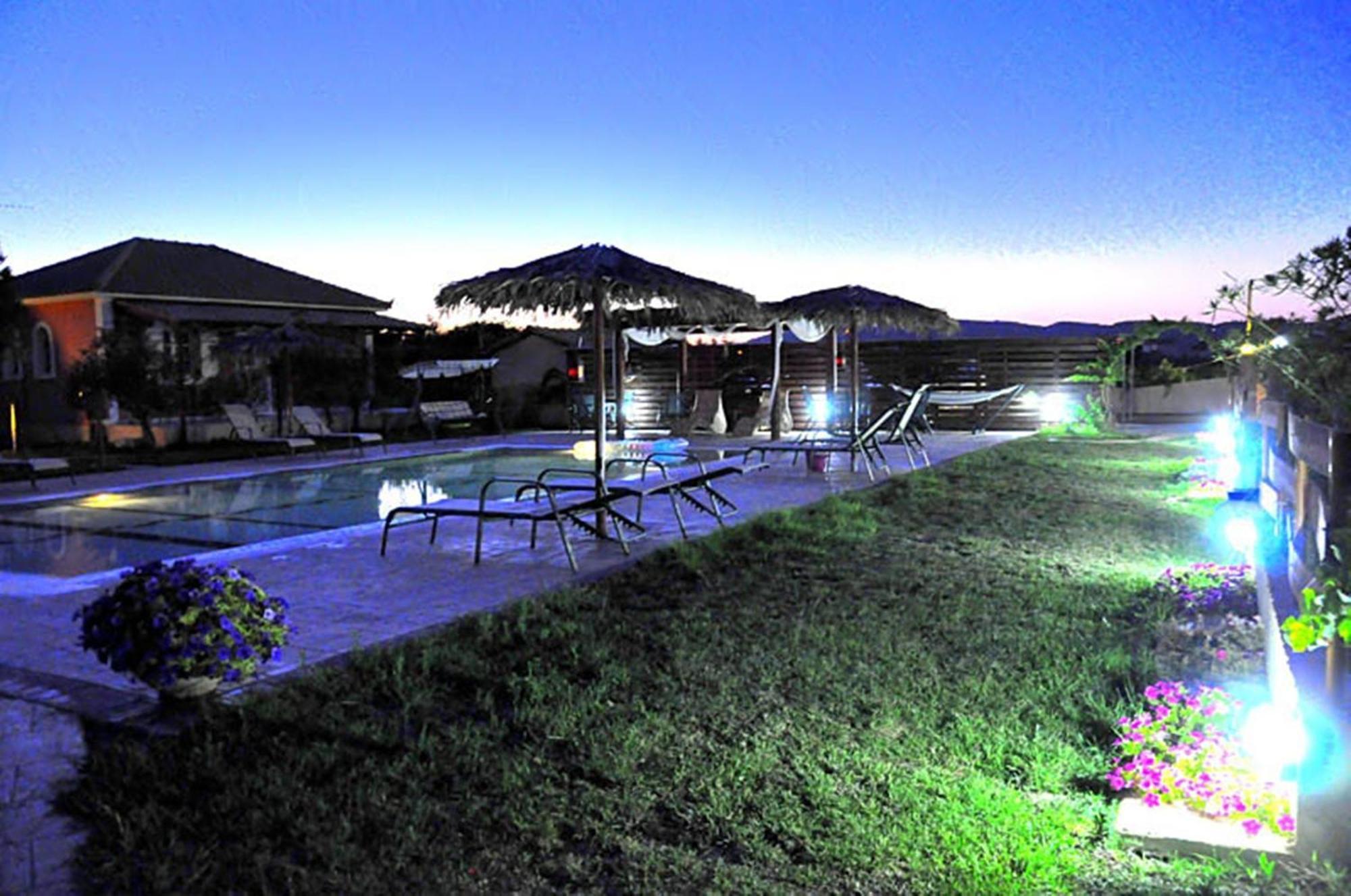 Augoustinos Villa Sarakinádhon Buitenkant foto