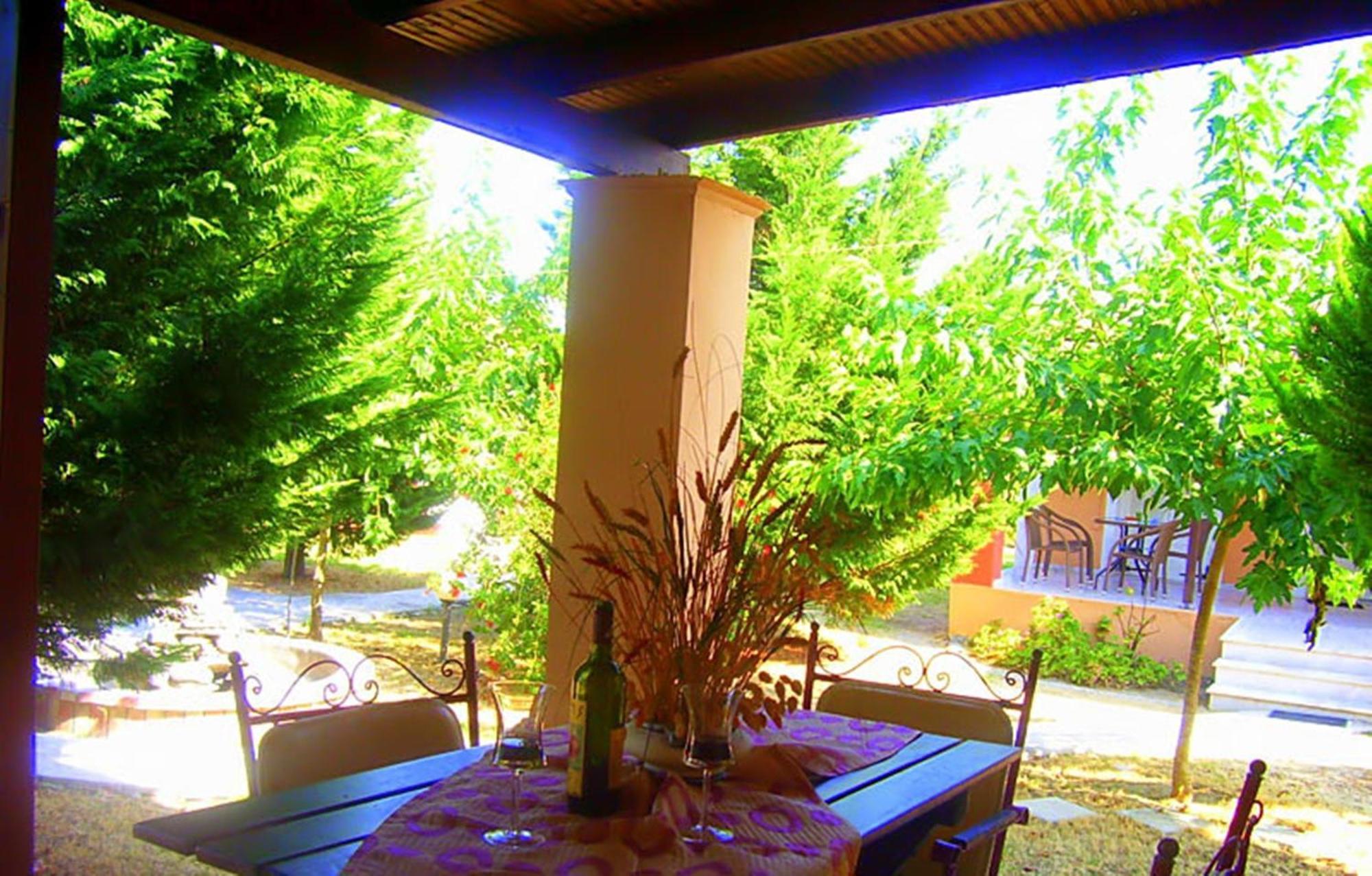 Augoustinos Villa Sarakinádhon Buitenkant foto