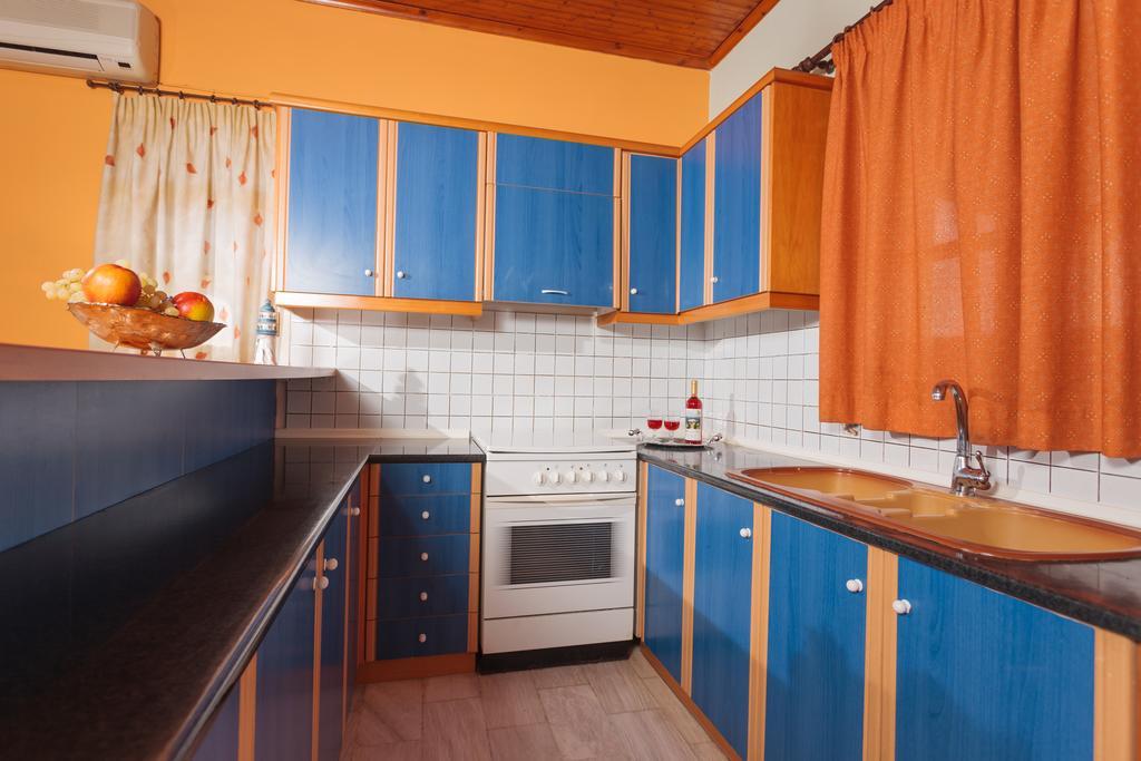 Augoustinos Villa Sarakinádhon Buitenkant foto