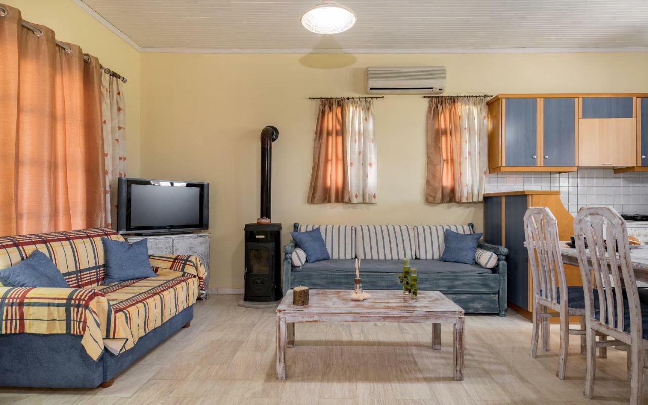 Augoustinos Villa Sarakinádhon Buitenkant foto