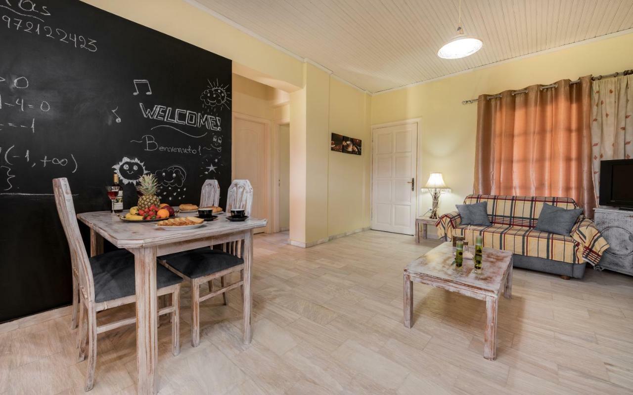 Augoustinos Villa Sarakinádhon Buitenkant foto